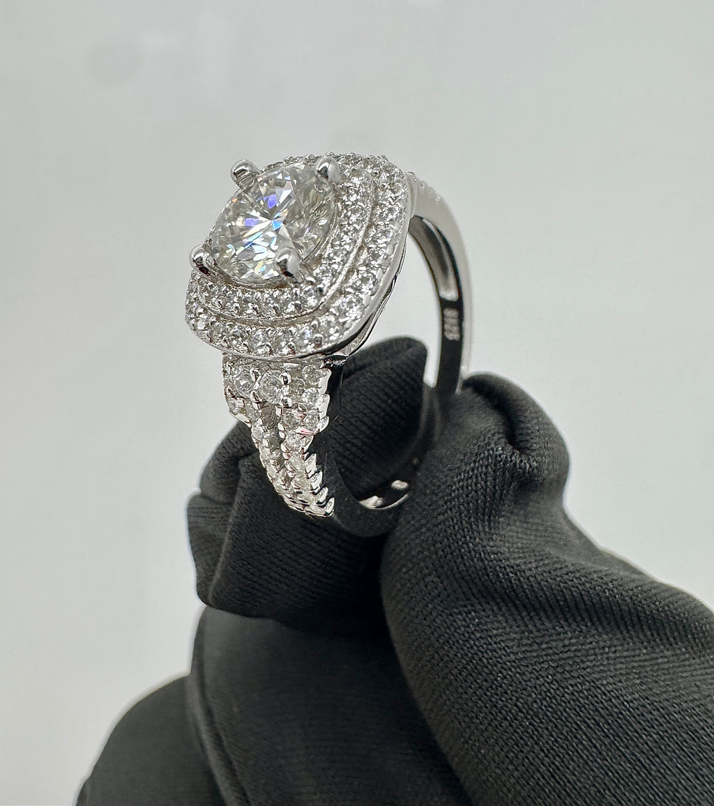 The Empress Moissanite Ring